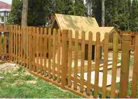 四川防腐木柵欄